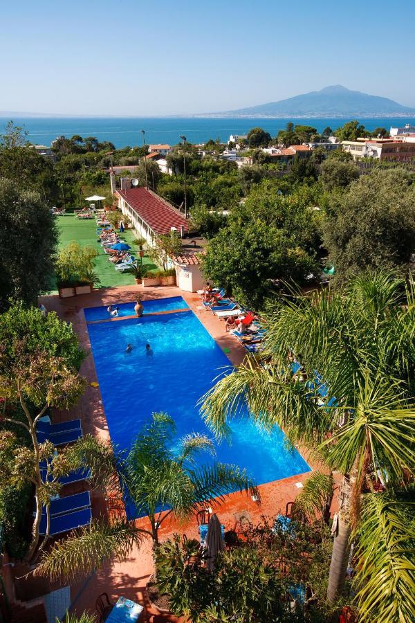 Sorrento Comfort Rooms Con Piscina Buitenkant foto